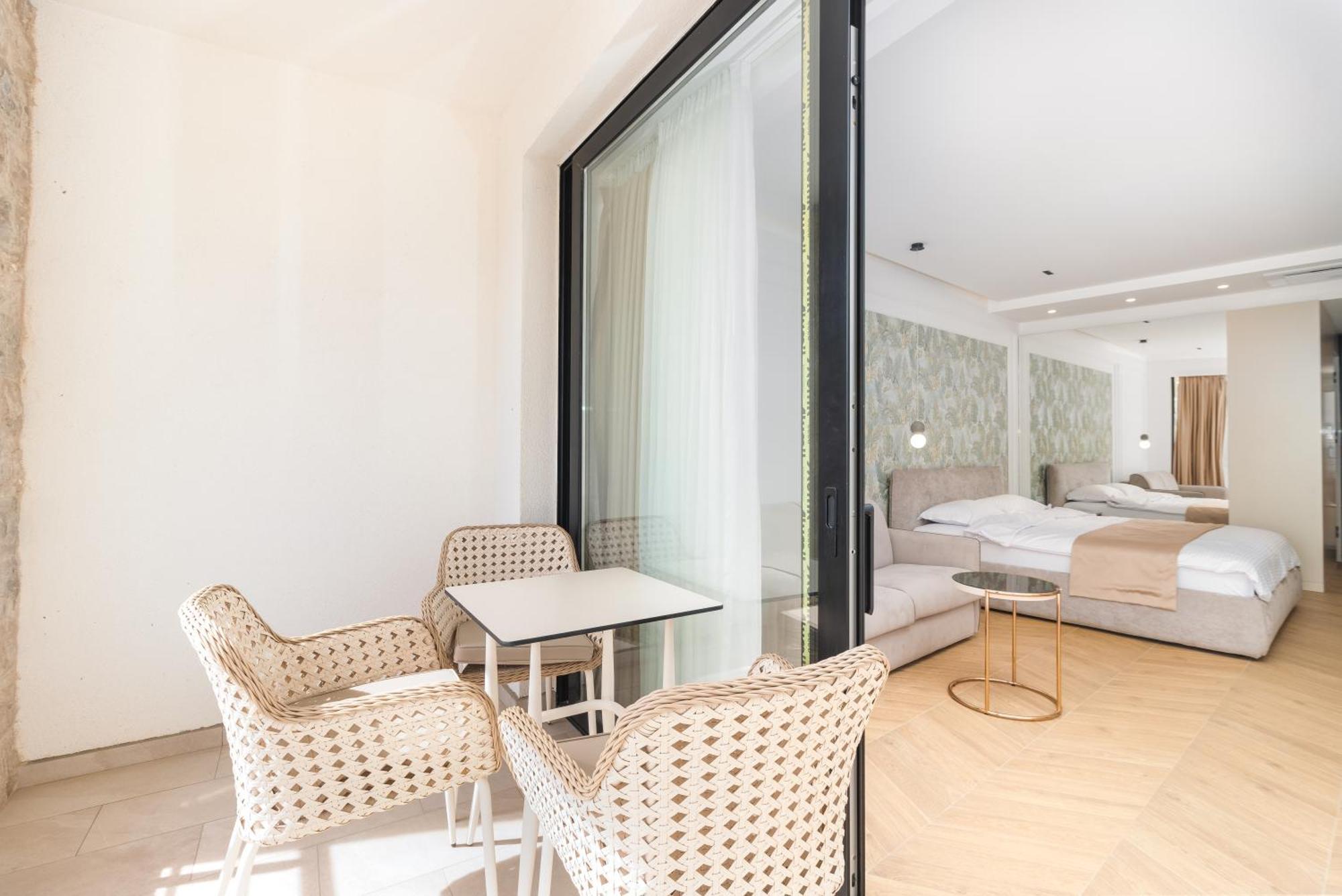 Miramar Hotell Ulcinj Exteriör bild